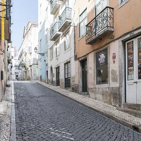 Cozy In Bairro Alto I דירה