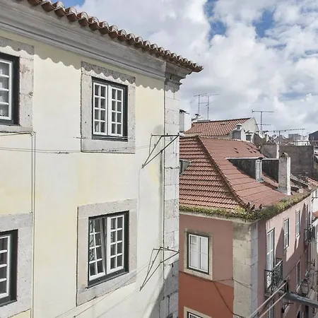 Apartment Cozy In Bairro Alto I